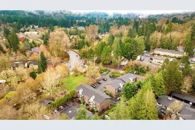 220 SW Clark Street #B304, Issaquah, WA 98027 - Photo 32