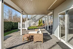 23919 SE 8th Pl, Sammamish, WA 98075 - Photo 32