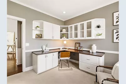 23919 SE 8th Place, Sammamish, WA 98075 - Photo 16