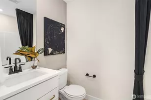 9008 NE 203rd Ln, Bothell, WA 98011 - Photo 14