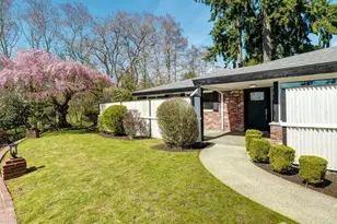12404 SE 26th Pl, Bellevue, WA 98005 - Photo 2