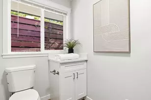 12404 SE 26th Pl, Bellevue, WA 98005 - Photo 18