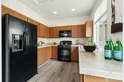 2721 65th Street SE, Auburn, WA 98092 - Photo 12