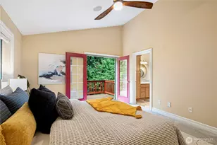 1528 NE 97th St, Seattle, WA 98115 - Photo 12