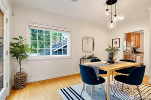 1528 NE 97th St, Seattle, WA 98115 - Photo 8