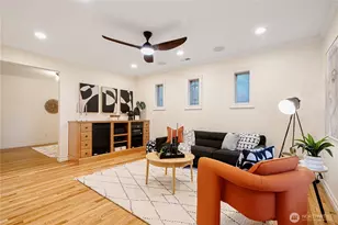 1528 NE 97th St, Seattle, WA 98115 - Photo 4