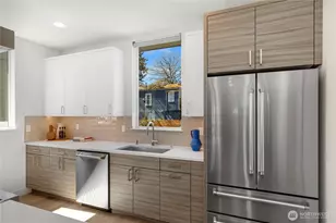 1431 22nd Ave, Seattle, WA 98122 - Photo 8