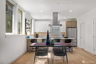 1431 22nd Ave, Seattle, WA 98122 - Photo 6