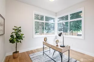 12648 NE 80th St, Kirkland, WA 98033 - Photo 4