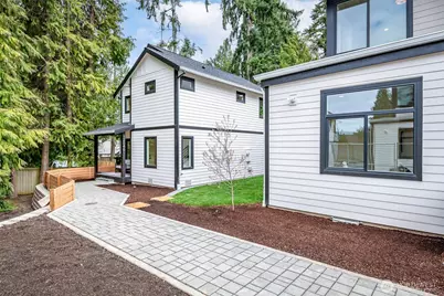 12648 NE 80th Street, Kirkland, WA 98033 - Photo 30