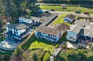 1757 Miracle Mile Dr E, Port Orchard, WA 98366 - Photo 24