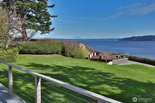 2693 N Bluff Rd, Greenbank, WA 98253 - Photo 28