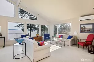 2693 N Bluff Rd, Greenbank, WA 98253 - Photo 10