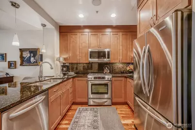 10650 NE 9th Place #GS526, Bellevue, WA 98004 - Photo 8