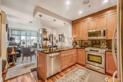 10650 NE 9th Place #GS526, Bellevue, WA 98004 - Photo 10