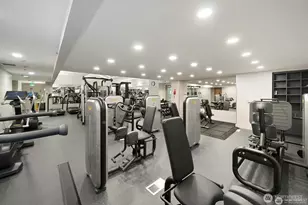 10650 NE 9th Pl, Bellevue, WA 98004 - Photo 30