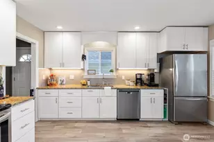 603 N Summit Ave, Bremerton, WA 98312 - Photo 8