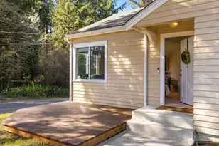 603 N Summit Ave, Bremerton, WA 98312 - Photo 4