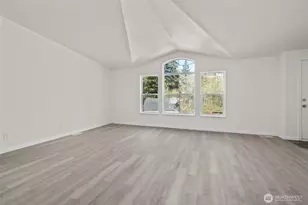 614 Richardson Ct, Oak Harbor, WA 98277 - Photo 32