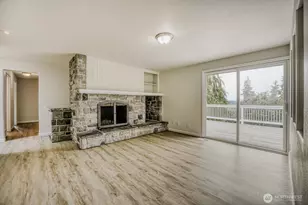 8305 43rd Pl W, University Place, WA 98466 - Photo 4