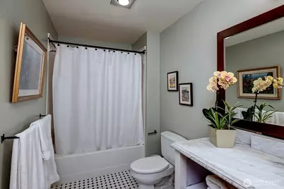 201 Galer Street #331, Seattle, WA 98109 - Photo 14