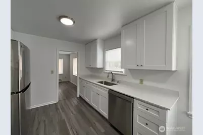 3119 Bridgeport Way W, University Place, WA 98466 - Photo 4