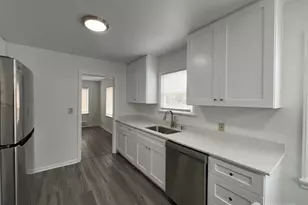 3119 Bridgeport Way W, University Place, WA 98466 - Photo 4