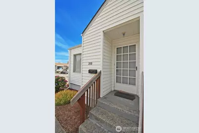 3119 Bridgeport Way W, University Place, WA 98466 - Photo 8