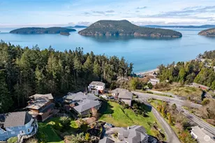 4309 Marine Crest Place, Anacortes, WA 98221 - Photo 2