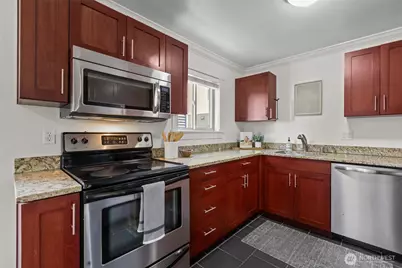 1430 NW 59th Street #202, Seattle, WA 98107 - Photo 14