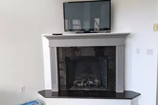 2424 S 41st St, Tacoma, WA 98406 - Photo 6