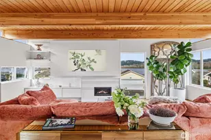 19523 SE 51st St, Issaquah, WA 98027 - Photo 6