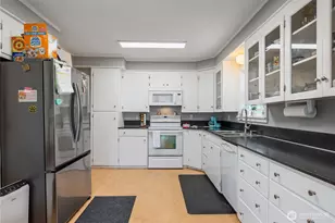 1644 22nd, Longview, WA 98632 - Photo 8