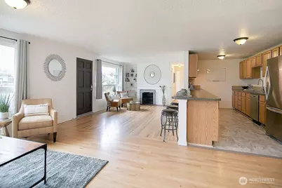 1925 28th, Longview, WA 98632 - Photo 4