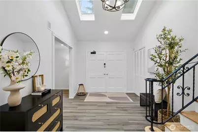 1705 NE 130th Place, Seattle, WA 98125 - Photo 14