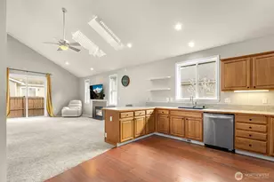 17915 25th Ave E, Tacoma, WA 98445 - Photo 14