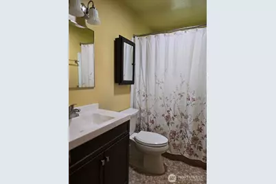 16301 N Wallingford Avenue N, Shoreline, WA 98133 - Photo 12