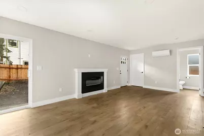1404 N 136th Street, Seattle, WA 98125 - Photo 6