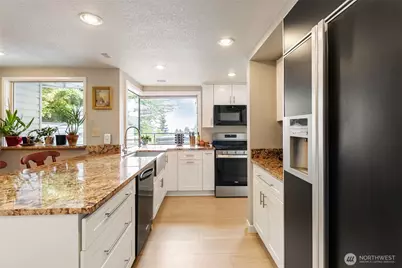 5408 Sunset Avenue, Anacortes, WA 98221 - Photo 12