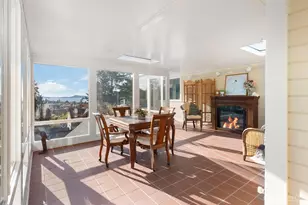 303 7th St, Anacortes, WA 98221 - Photo 24