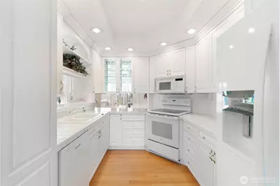 303 7th Street, Anacortes, WA 98221 - Photo 28
