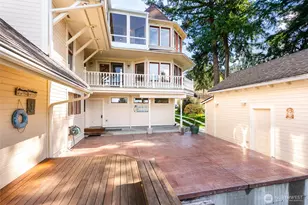 303 7th St, Anacortes, WA 98221 - Photo 36