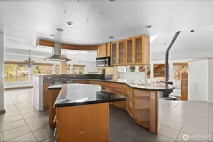 961 W Lake Samish Dr, Bellingham, WA 98229 - Photo 8