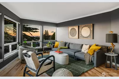 550 Elm Way #301, Edmonds, WA 98020 - Photo 8