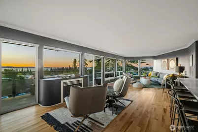 550 Elm Way #301, Edmonds, WA 98020 - Photo 4