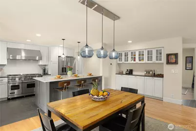 9525 Mercerwood Drive, Mercer Island, WA 98040 - Photo 10