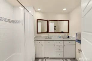 9525 Mercerwood Dr, Mercer Island, WA 98040 - Photo 18