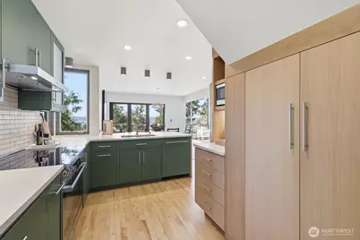 8718 43rd Place SW, Seattle, WA 98136 - Photo 10