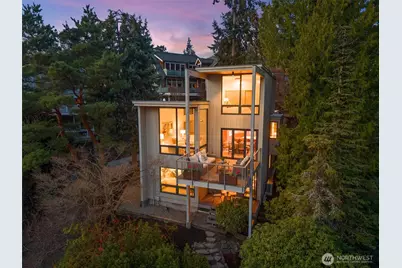 8718 43rd Place SW, Seattle, WA 98136 - Photo 2