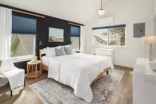 411 B NE 80th St, Seattle, WA 98115 - Photo 14